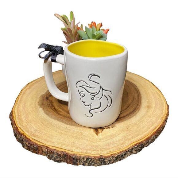 Rae Dunn “BEAUTY” Beauty & The Beast Belle Disney Princess Double-Sided Mug - Picture 3 of 7